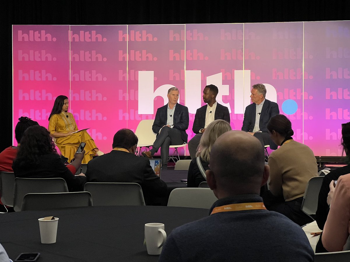 Mee Vang tweet media