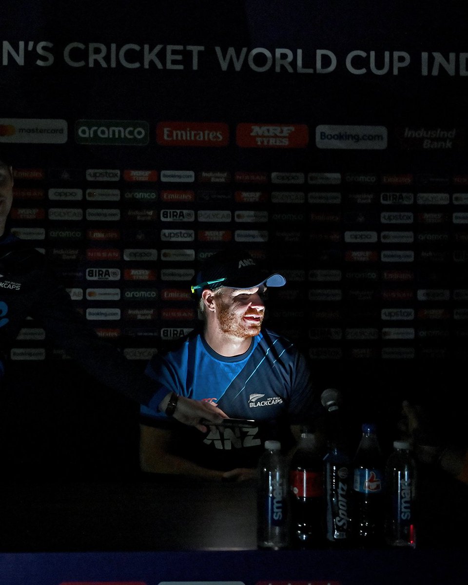 _FaridKhan's tweet photo. A high profile tournament which is the actual #WorldCup2023 and today this happened in Hyderabad, it's embarrassing for the host India. 

Just imagine if Pakistan team were having a presser and lights went off for 30 mins as it happened during New Zealand's press conference today!

Rather than attacking PCB all the time, BCCI can start with setting high standards of professionalism themselves. #CWC23