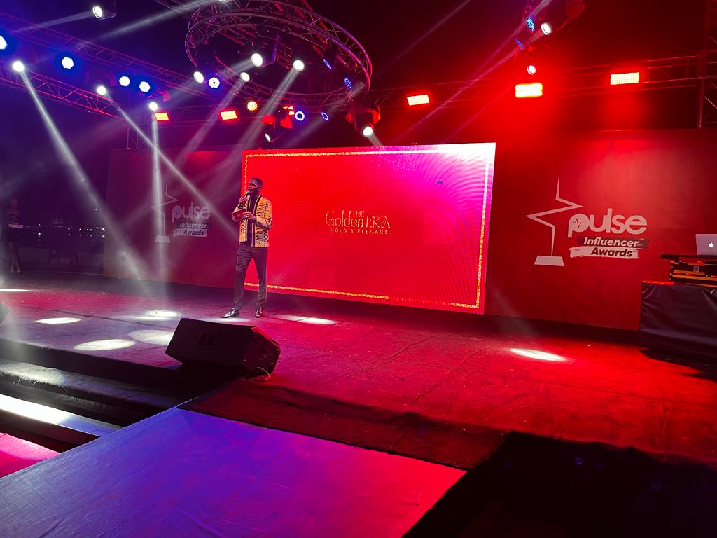 tolu_francis's tweet photo. Had a stressful weekend setting up for #PulseInfluencerAwards2023 with @csi_redcarpet, but yeah, the result is totally worth the stress π₯π₯
Red carpet arena β
Instant-share Photobooth β
Stage β
https://t.co/bHd0t2UOAO