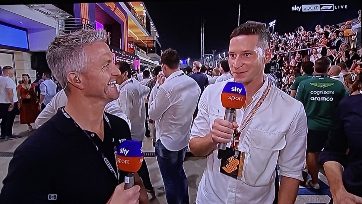 _jonsi_'s tweet photo. wir leben in einer illusion #f1 #QatarGP https://t.co/yzlHKspmWM