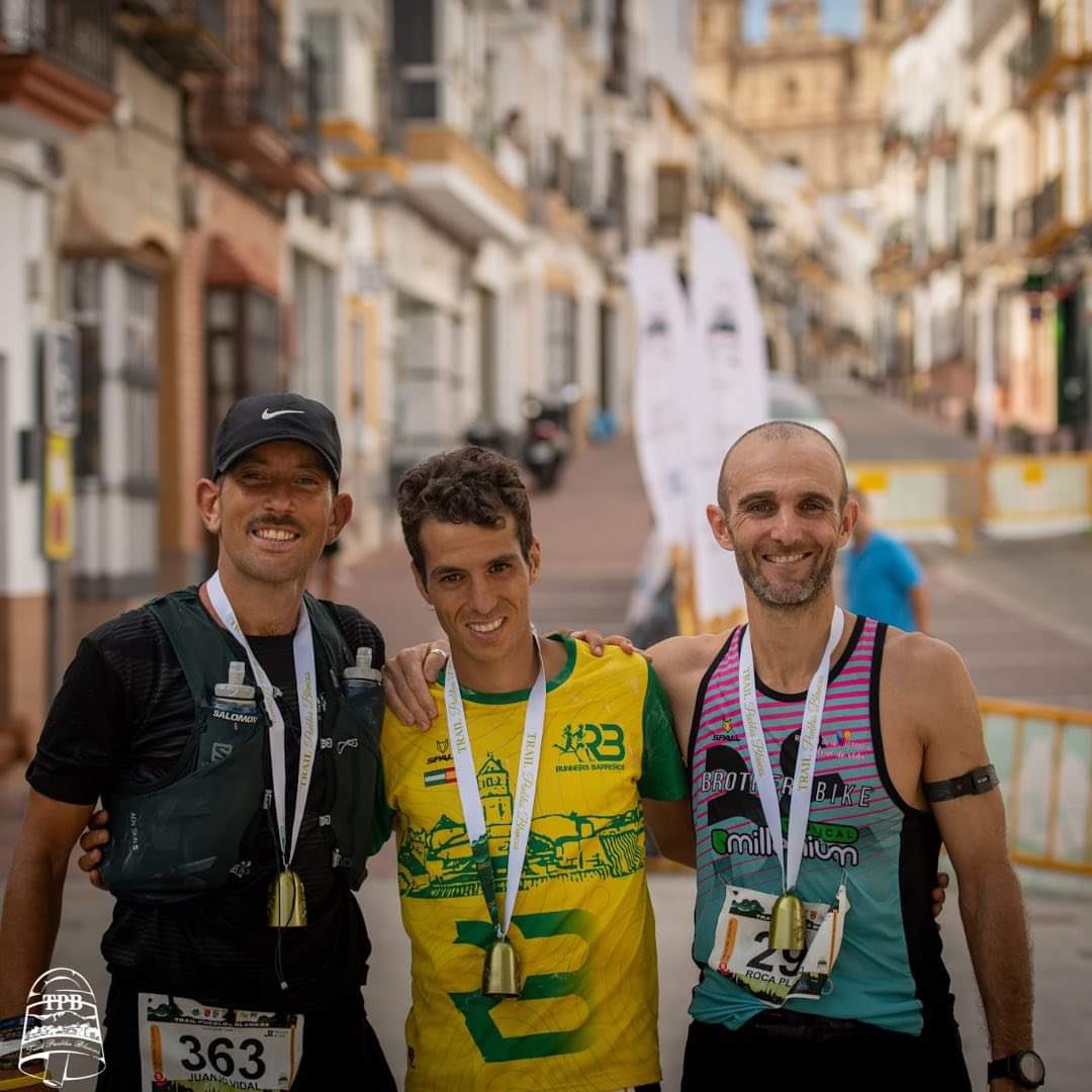 FAMCadiz's tweet photo. Gran jornada ayer, 7 de octubre, en la CXM @TrailPueblosBlancos. Más información en:

https://t.co/JvZMyyNAXI  

Crónica del vocal de CxM Delegación FADMES Cádiz: Paco Grimaldi

Y más información la web del equipo organizador https://t.co/7ZKJL0ap3H https://t.co/CJBanal7m1