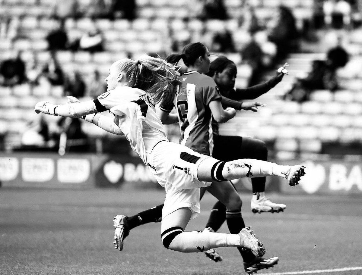 Fran Stenson tweet media