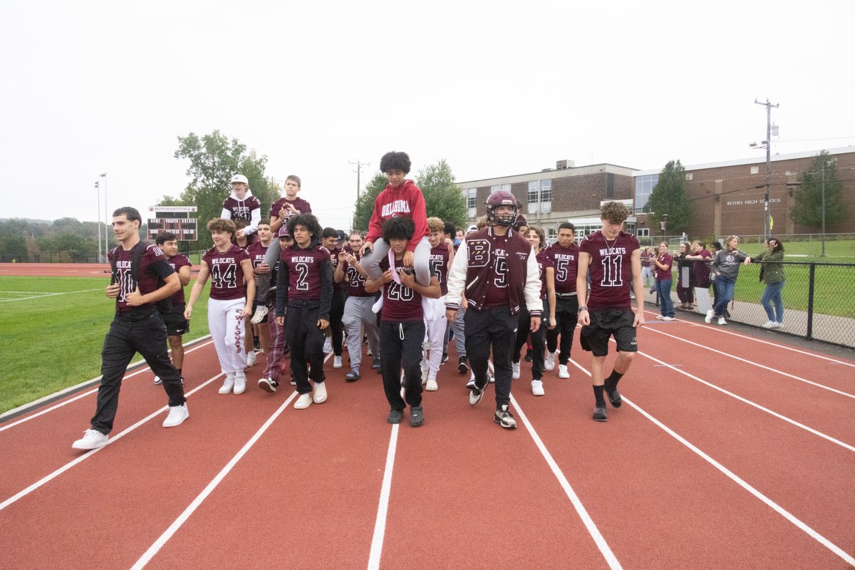 Bethel HS Pep Rally pictures are now posted on Flickr flickr.com/photos/bethelp…