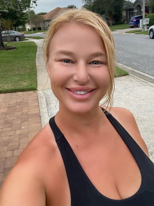 Me for the last month. Sweaty and unkempt every day. https://t.co/3wedSqSwOn