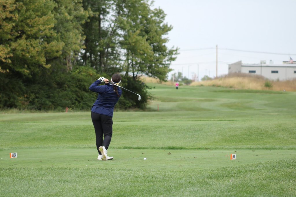 AveryGrenzebach's tweet photo. What a year for Father Mcgiveny Catholic HS Golf. This was our first year as a program making it to state and we finished 8th!! I started out the year by shooting a 104. At state I shot a 87!! #determinedtodevelop https://t.co/AR8mC3VBtm