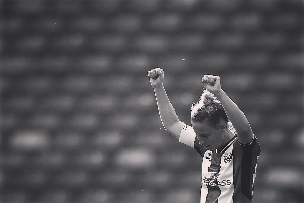 Sophie Barker tweet media