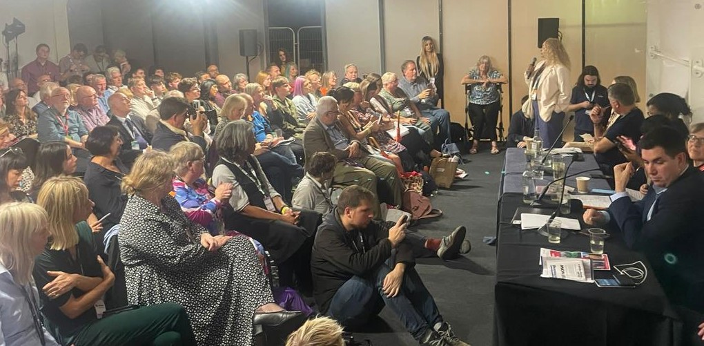 Kim Johnson (@kimjohnsonmp) on Twitter photo Speaking at packed <a href="/socialistcam/">Socialist Campaign Group</a> tonight, calling for the biggest campaign to kick out this vicious Tory government & for a <a href="/UKLabour/">The Labour Party</a> Government that will deliver bold & brave policies & offer hope to the millions of people bearing the brunt of the past 13 years of Tory misrule. Speaking at packed <a href="/socialistcam/">Socialist Campaign Group</a> tonight, calling for the biggest campaign to kick out this vicious Tory government & for a <a href="/UKLabour/">The Labour Party</a> Government that will deliver bold & brave policies & offer hope to the millions of people bearing the brunt of the past 13 years of Tory misrule.