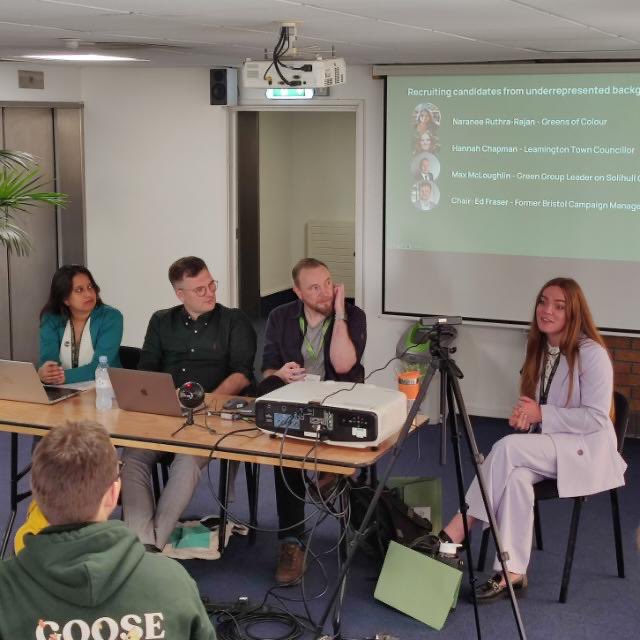 0_hannah2's tweet photo. I had an amazing weekend at Green Party Conference! #GPC23 ✅

Great to catch up with fellow green colleagues and hearing about all the hard work being done.

One highlight for me was featuring on a panel discussion on “recruiting candidates from underrepresented backgrounds”. https://t.co/tHovR0He4Z