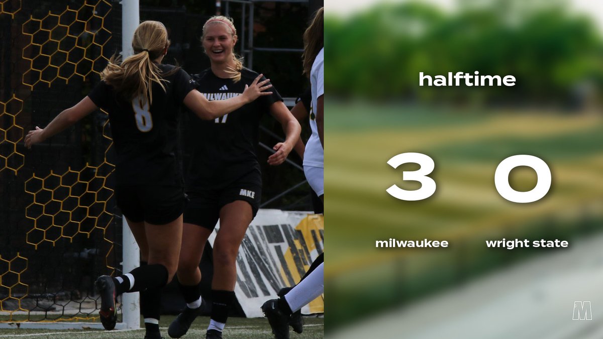 MKE_WSoccer's tweet photo. FWIW, school record is 4⃣ in a game.
Molly netted a hat 🎩 trick in a span of 13:13‼️ https://t.co/WcyEssWgHU