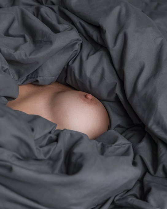 📸 by @DaringPhoto https://t.co/Idx9j0NcDr<a class="tags" target="_blank" title="On Twitter" href="/?out=eyJ0eXAiOiJKV1QiLCJhbGciOiJIUzUxMiJ9.eyJpYXQiOjE3MjAxNzc1MDksImlzcyI6InR3cG9ybnN0YXJzLmNvbSIsIm5iZiI6MTcyMDE3NzUwOSwiZXhwIjoxNzUxNzEzNTA5LCJyZWRpcmVjdF91cmwiOiJodHRwczovL3R3aXR0ZXIuY29tL0RhcmluZ1Bob3RvIn0.5fwfowOqZezkOplDHkvDhlX7hChz3YHisPQ5x4wNV-MKFf3fu92OCp3Z4cVHtixKidefhcuKI4zJ1XCHv-2nBA">@DaringPhoto</a>