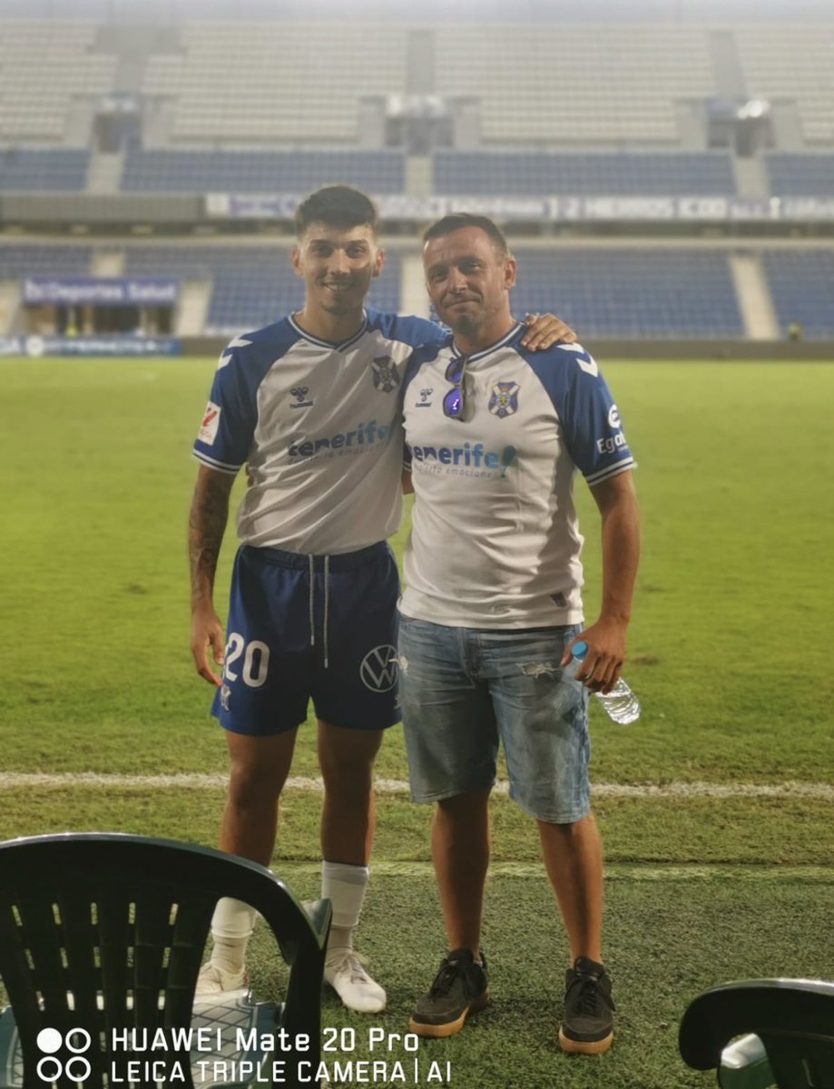 JUANJO1490's tweet photo. Damos muchas gracias a Dios por tu debut hijo 😍😍😍🥰🥰🥰muchas felicidades, trabajar y disfrutar ⚽️⚽️⚽️ https://t.co/cW8NOhsfSi