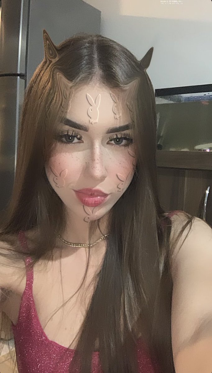 gaby_vvp's tweet photo. Eu pensei, aí mds, acho que ela quer dar pra mim 😵‍💫 https://t.co/2uJAPbpUYg