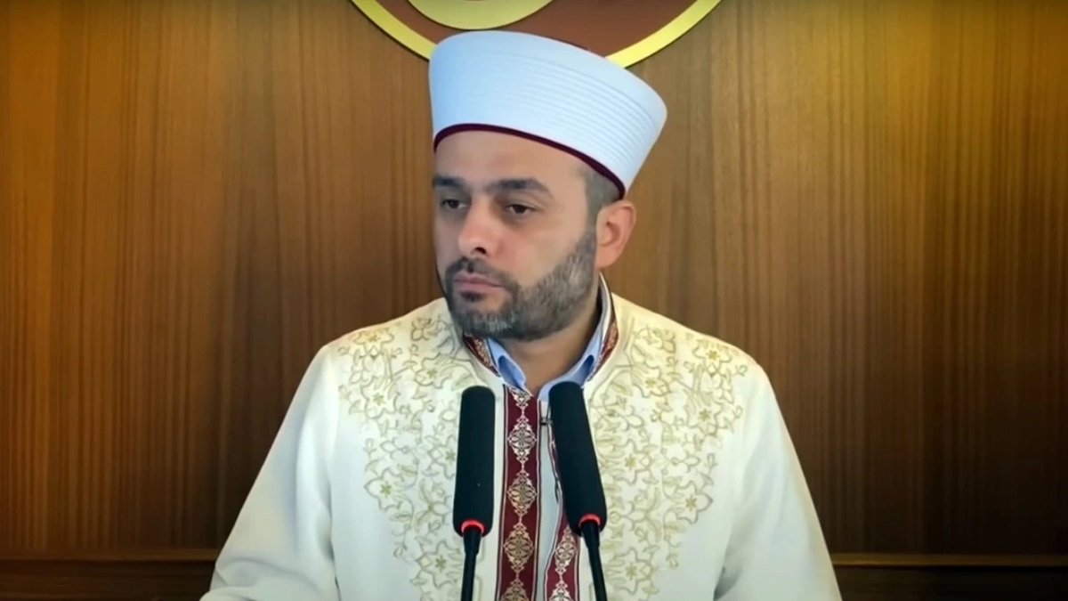 İmam Halil Konakçı:

"Devletimiz emretsin, en önde ben ve benim gibi Kudüs davası olan Müslümanlar Gazze’ye gideriz."