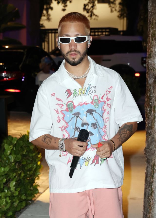lo único que pido es que en el álbum nuevo de bad bunny esté este man