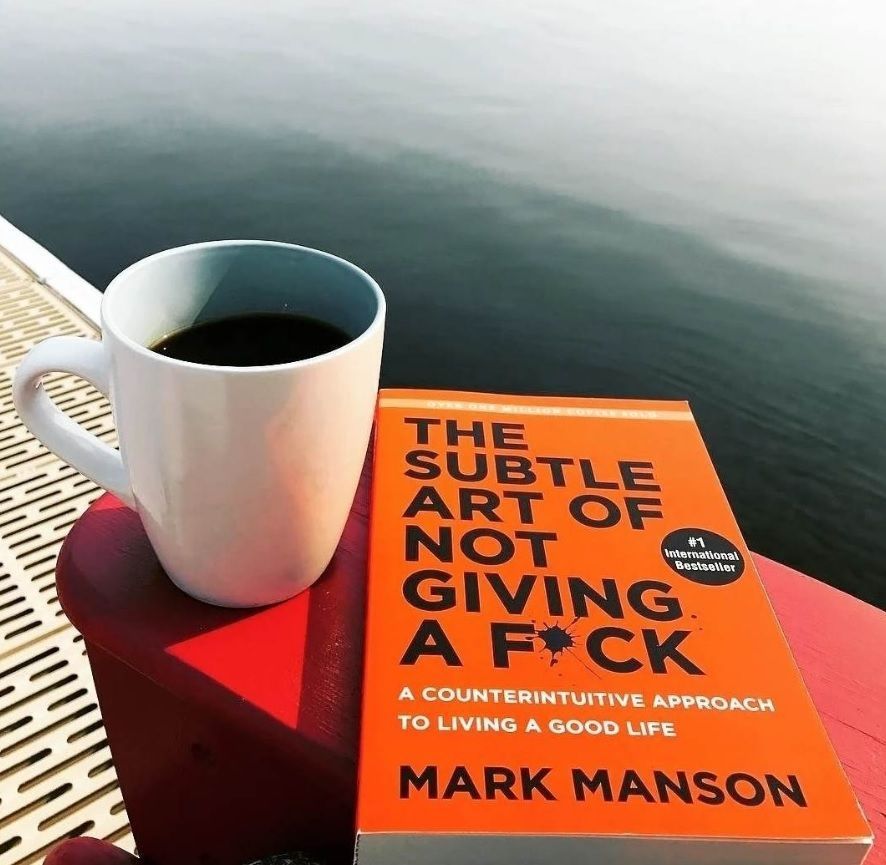 10xyourwealth's tweet photo. ❓WEALTH comes with FOCUS. But how do we create focus in our lives?

💰Give fewer f*cks!

📚Mark Manson's The Subtle Art of Not Giving a F*ck tells you how to focus: https://t.co/oFFjer5ipn

Here are 10 of our favorite quotes! Buckle up! 👇#MarkManson #TheSubtleArt #books 1/12 https://t.co/8jO2s1uoS2