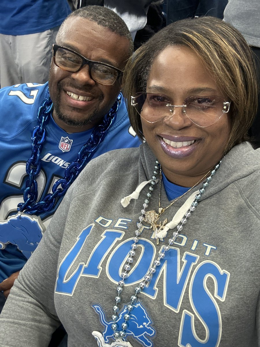 OneSingleRose®️ tweet media