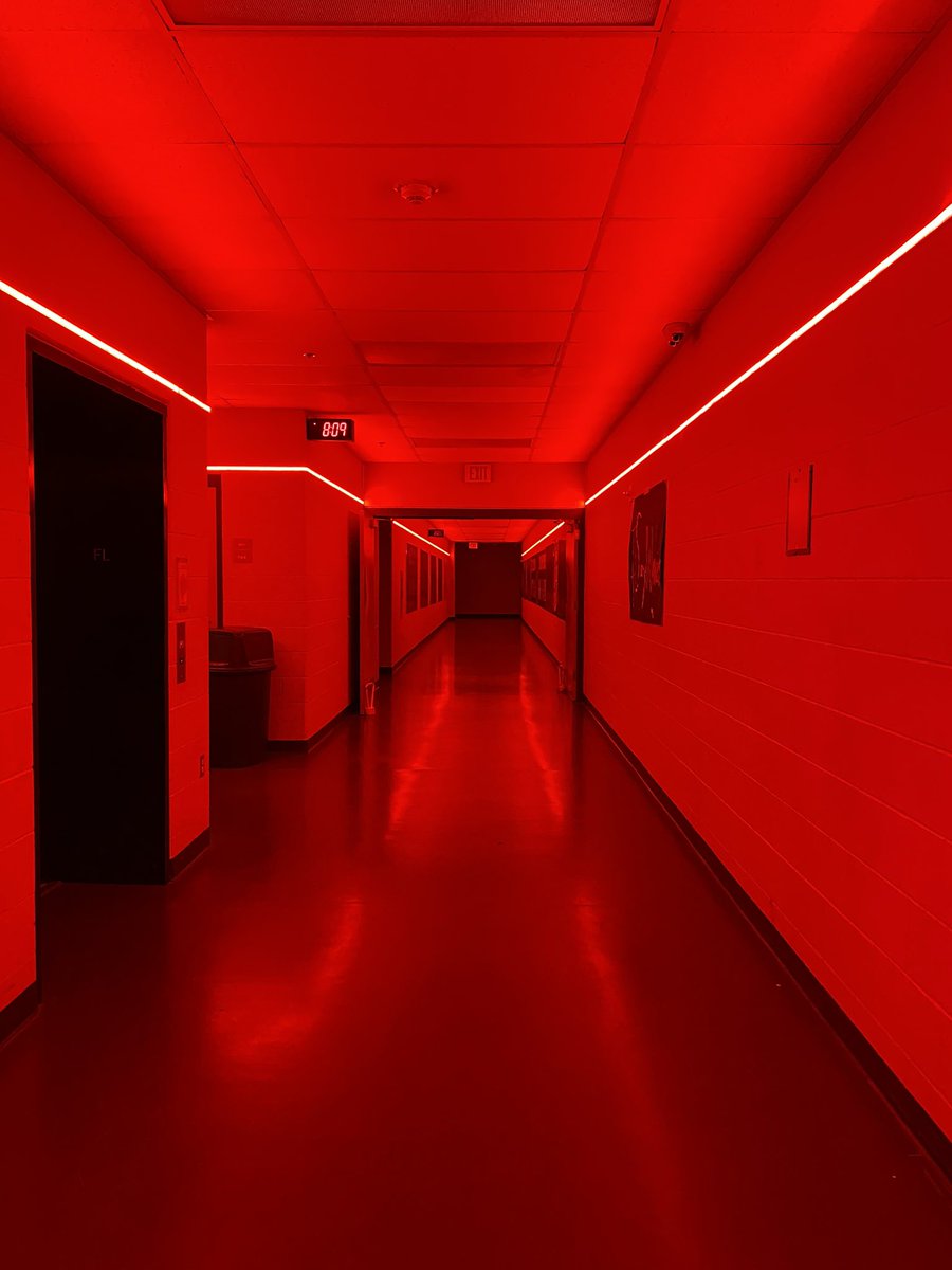 When these lights turn on, you know it’s game time🚨🚨

Union gets another win vs. Norman, 65-0!! We’ll be back this Friday at the Big House against Mustang!!