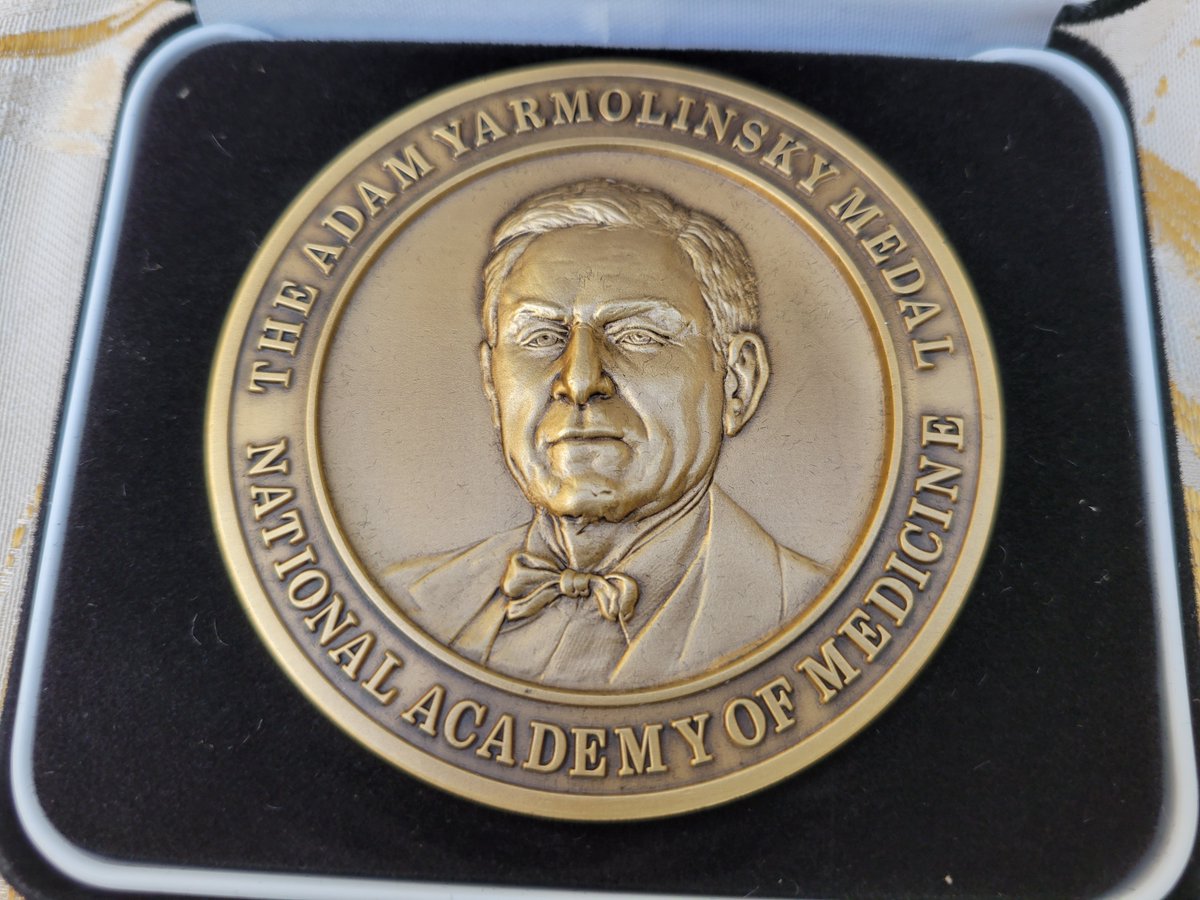 LP_Middleton's tweet image. This award is so well deserved. TY  #NAMmtg nominating committee.  Dr. Olden, TY for your scientific contributions on the impact of the environment on marginalized communities 
&amp;amp;  indefatigable efforts to improve the quality of life for all. With love and gratitude