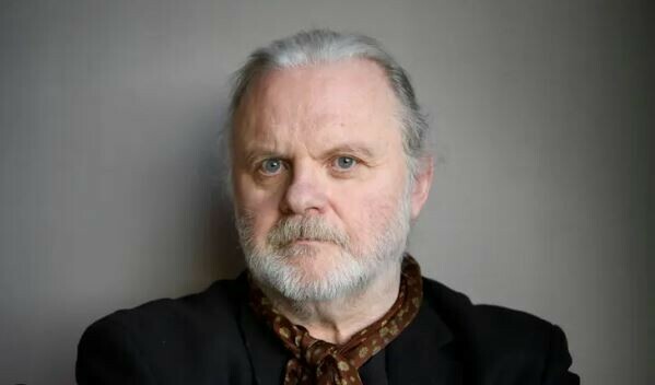 VeinPoem's tweet photo. Jon Fosse wins the 2023 Nobel prize in literature
The Norwegian author of novels, short stories and Pinteresque drama was praised by the judges for ‘giving voice to the unsayable’ https://t.co/xXRCOwSxlM