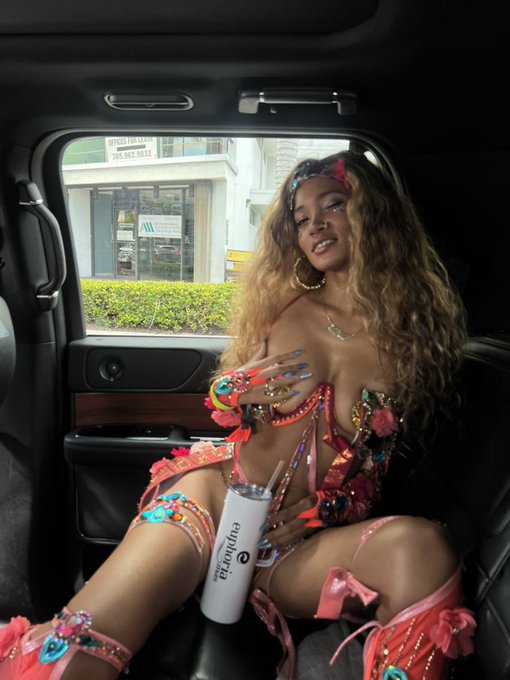 🩷 #road https://t.co/Z6l60r6axg<a href="/tag/road"class="tags">#road</a>