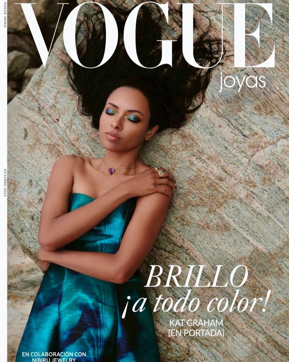 Beyond grateful to share my second vogue cover for Vogue Latin America and Chile.

Thank you <a href="/VogueMexico/">Vogue México y Latinoamérica</a> for such a beautiful dreamy moment.

Executive Director: Alessio Filippelli <a href="/Ale_ssioFLP/">Alessio Filippelli</a> 
Photographer Alex Dani 
Hair Stylist Peter Gray <a href="/petergrayhair/">Peter Gray</a> 
Products Used: