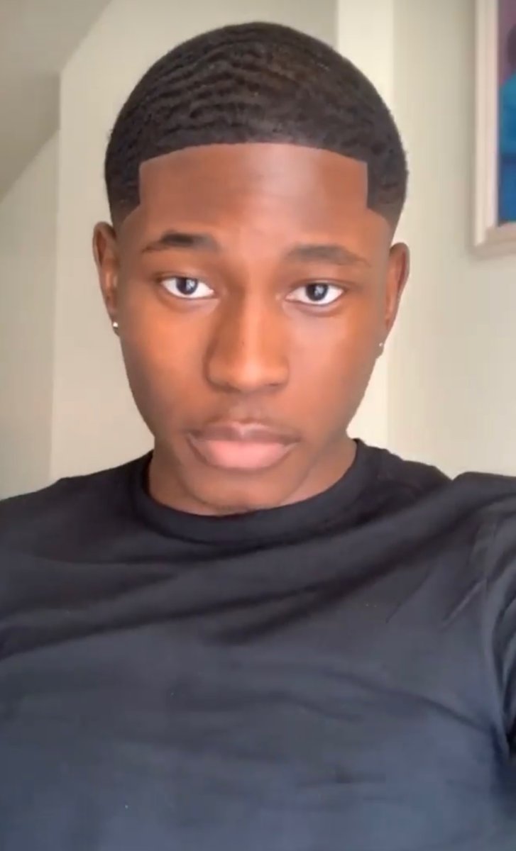 TwitXtit's tweet photo. Face Vs. Twitter 🍫🥩 https://t.co/2FERvEEQbU