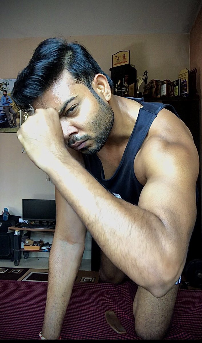 vivek_028's tweet photo. Work out #actorinchhattisgarh #actorslife #ArtistOnTwitter #artistsupport #CelebrityClicks #Chhattisgarh #ChhattisgarhNews #chhattisgarhactor #cgvideo https://t.co/BhPfsdzwJh