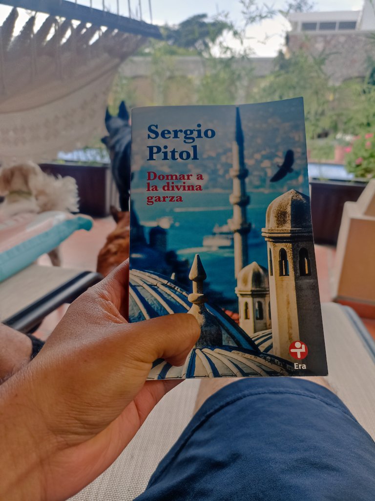 migs_cerna's tweet photo. Lectura dominguera. https://t.co/JgUsARK9mo