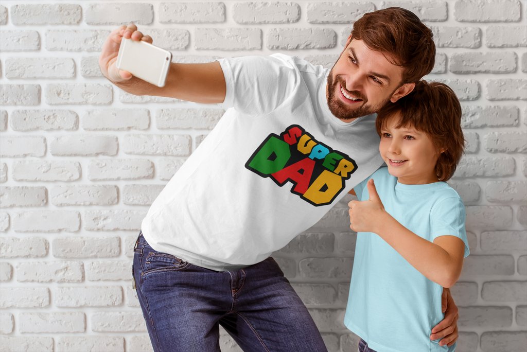 Our Super Dad Gift T-Shirt is the perfect way to show your appreciation! 💪💙 #giftfordad #dad #superdad #tshirt #dadgift