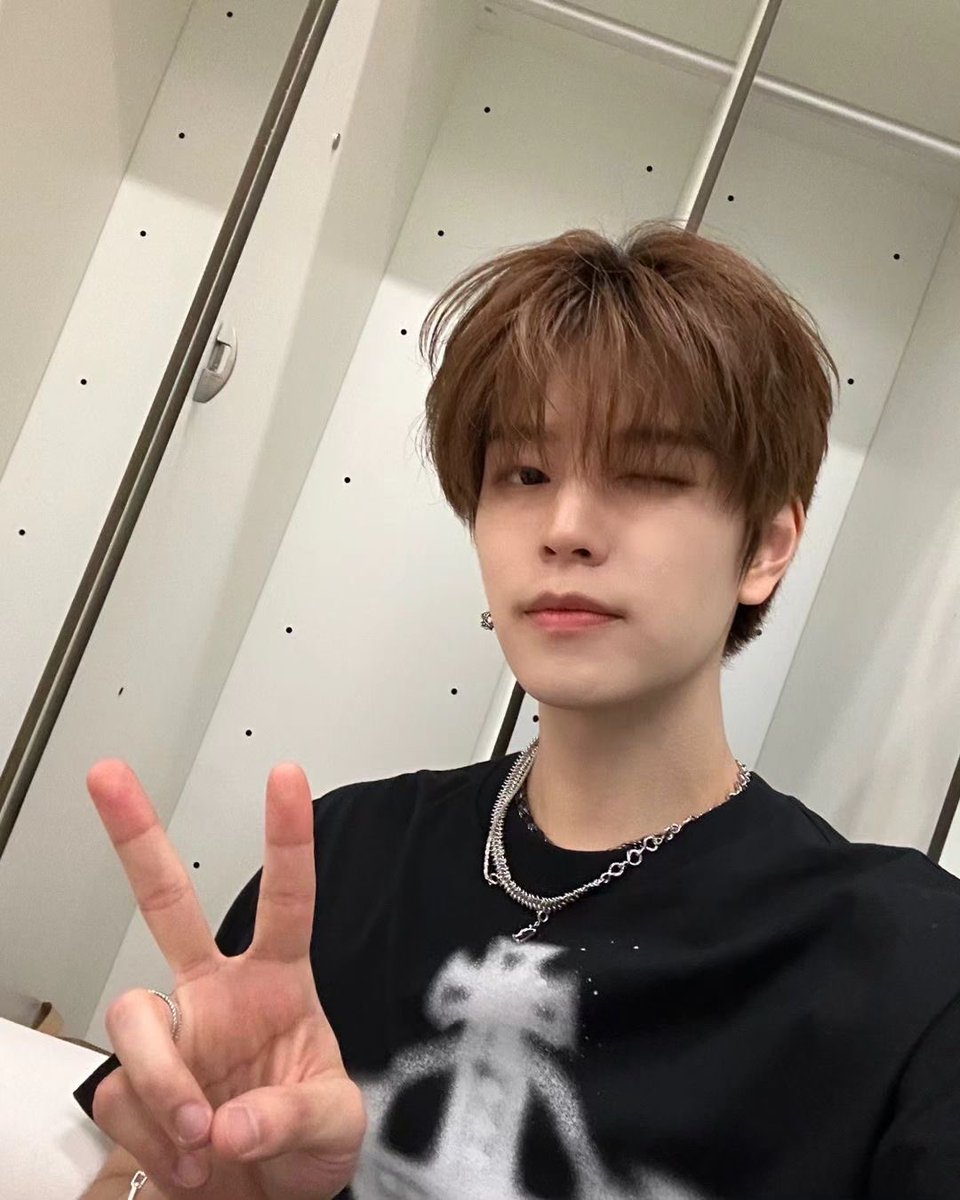 akiks0922's tweet photo. @kooky__official I nominate #Seungmin from #StrayKids for the #BestModelForCap of kpop idol!! #KookyRanking #KookyGallery https://t.co/VRp7gytHsI