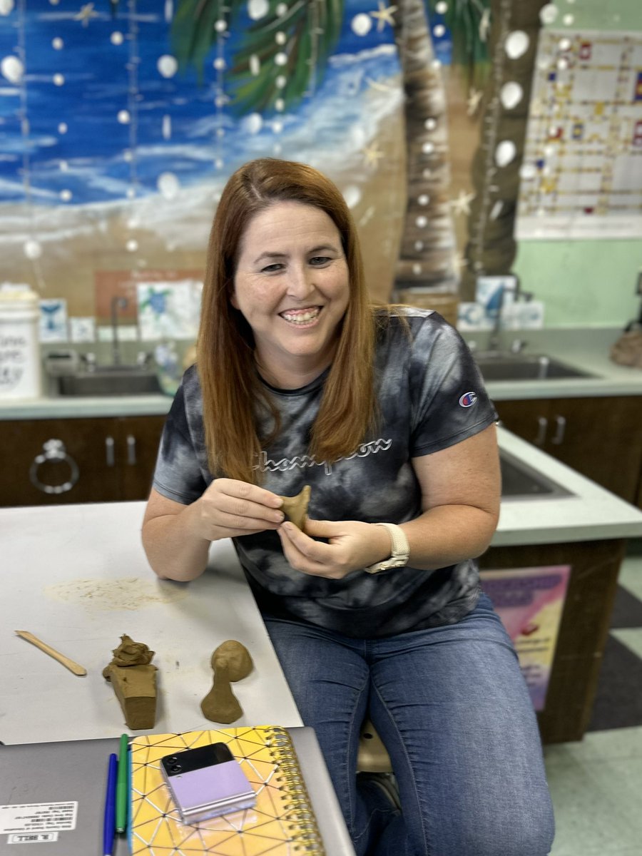 VAoftheArts's tweet image. ART TEACHERS from all over @BibbSchools came #together for the Builder Series Professional Development to collaborate, inspire one another and share techniques at Vineville Academy of the Arts #Built4Bibb #ArtsReallyTeach @dan_a_sims