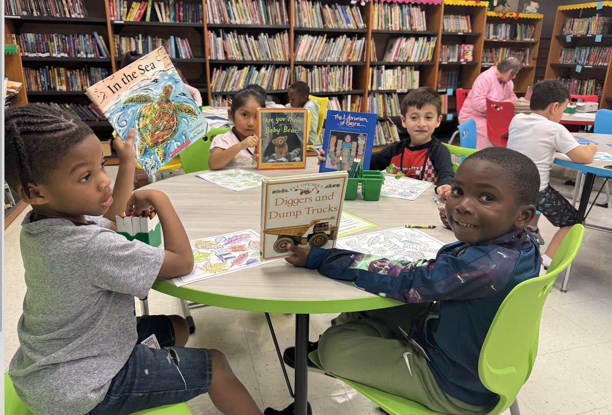 Students in Mrs. Araujo's class enjoyed visiting the school library!