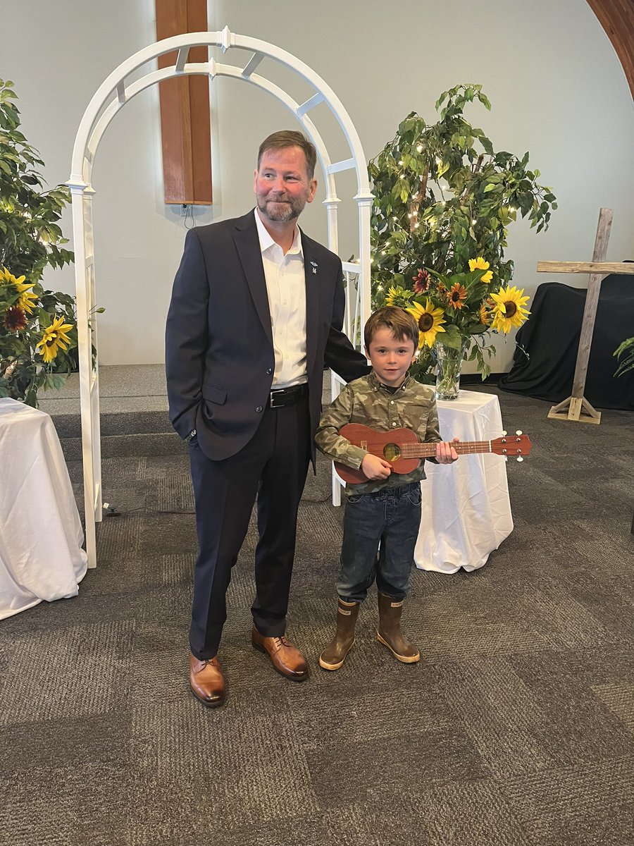 Joe Kent tweet media