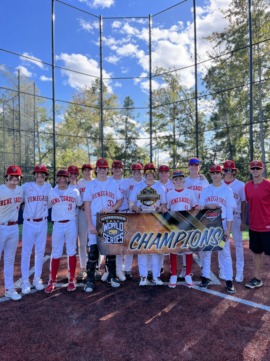 . <a href="/VARenegadesBSBL/">Virginia Renegades</a> hoisting the #VAFallWorldSeries Under Division 🏆!

<a href="/ksallday19/">Jason Burton</a> @PBRTournaments