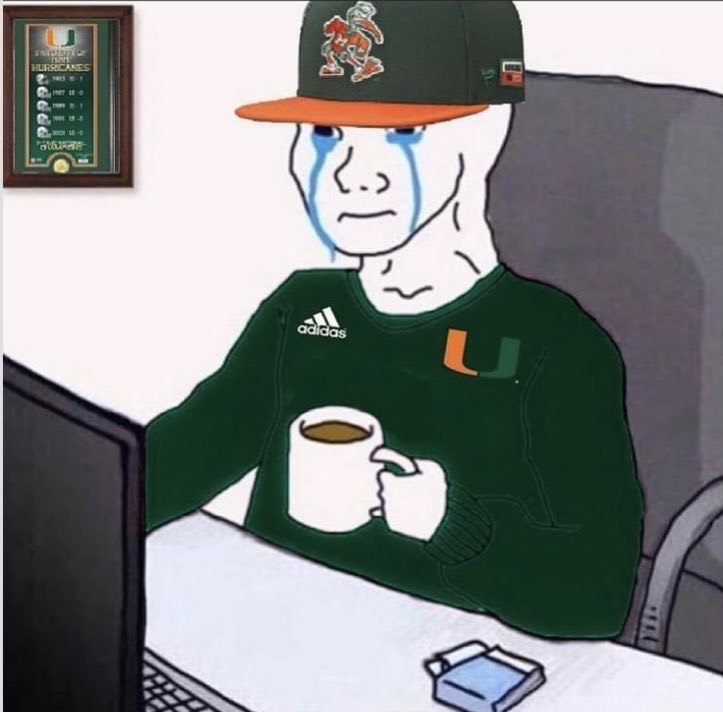 Jupinapapi3's tweet photo. Seeing the dolphins Kneel to end the game https://t.co/98ZSVhy4eD