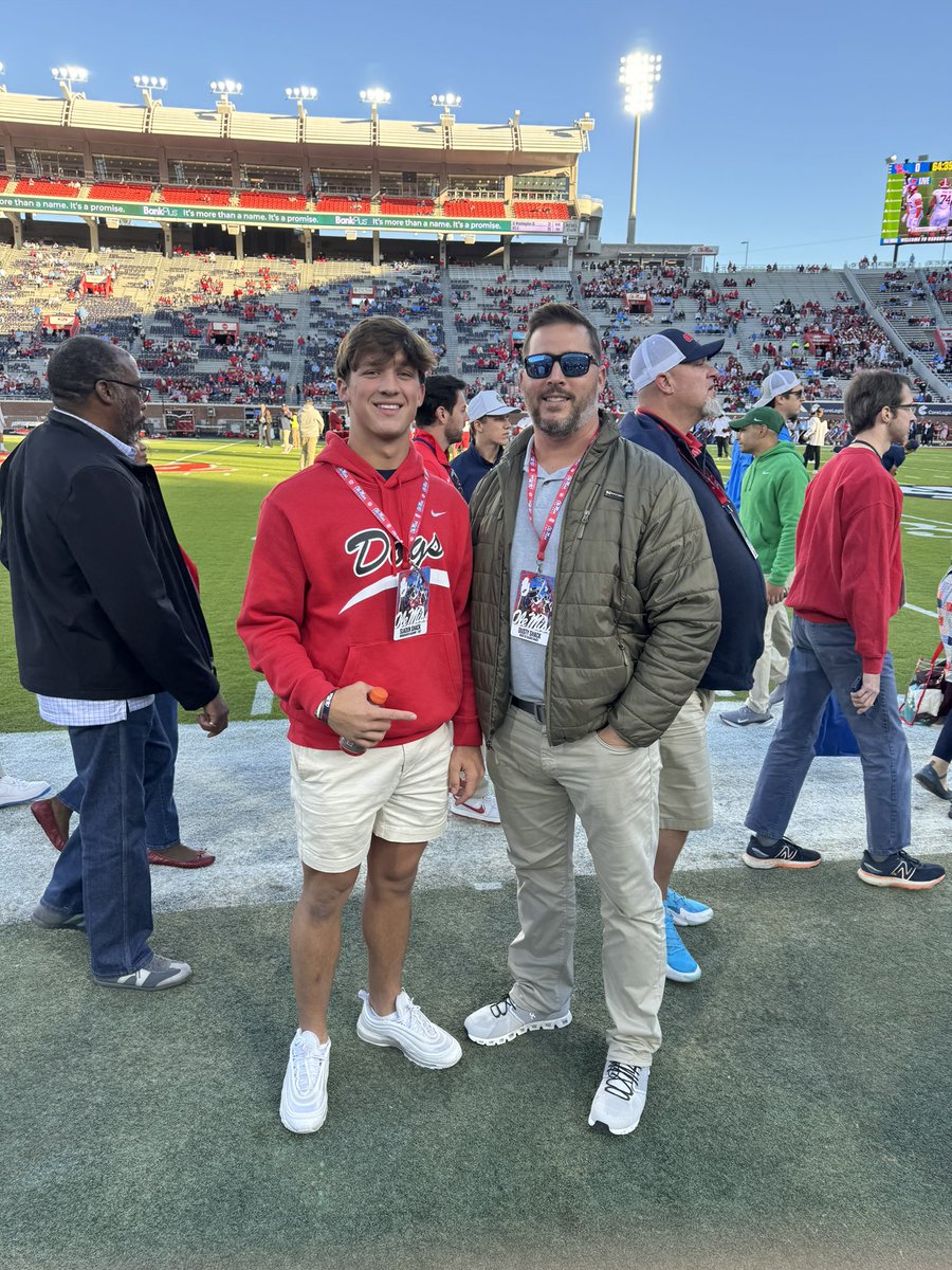 Sladen Shack (@sladen_shack) on Twitter photo Wonderful time in Oxford last night!
Thank y’all for having me <a href="/OleMissFB/">Ole Miss Football</a> <a href="/CoachAlexFaulk/">Alex Faulk aka “Coach Suge”</a> <a href="/WeisJr_M/">Charlie Weis Jr</a> @Collins_OleMiss <a href="/Rebels247/">David Johnson</a> <a href="/shayhodge3/">Shay Hodge™</a> <a href="/wyattdalton4/">Wyatt Davis</a> Wonderful time in Oxford last night!
Thank y’all for having me <a href="/OleMissFB/">Ole Miss Football</a> <a href="/CoachAlexFaulk/">Alex Faulk aka “Coach Suge”</a> <a href="/WeisJr_M/">Charlie Weis Jr</a> @Collins_OleMiss <a href="/Rebels247/">David Johnson</a> <a href="/shayhodge3/">Shay Hodge™</a> <a href="/wyattdalton4/">Wyatt Davis</a>