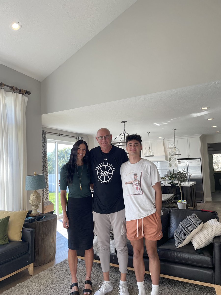 Aaron Castagnetto (@aaron_casty) on Twitter photo After an awesome talk with Coach Reinert, I am extremely blessed and grateful to have received an offer from the College of Southern Idaho. Thank you to the coaching staff for believing in me! <a href="/ericduft/">Eric Duft</a> <a href="/cjhaz14/">Chris Haslam</a> <a href="/Eric_Daniels1/">Eric Daniels</a> <a href="/CoachGutting/">Shaun Gutting</a> <a href="/okesonT/">Todd Okeson</a> <a href="/ToddPhillips7/">Todd Phillips</a> <a href="/Cody_Fueger/">Cody Fueger</a> After an awesome talk with Coach Reinert, I am extremely blessed and grateful to have received an offer from the College of Southern Idaho. Thank you to the coaching staff for believing in me! <a href="/ericduft/">Eric Duft</a> <a href="/cjhaz14/">Chris Haslam</a> <a href="/Eric_Daniels1/">Eric Daniels</a> <a href="/CoachGutting/">Shaun Gutting</a> <a href="/okesonT/">Todd Okeson</a> <a href="/ToddPhillips7/">Todd Phillips</a> <a href="/Cody_Fueger/">Cody Fueger</a>