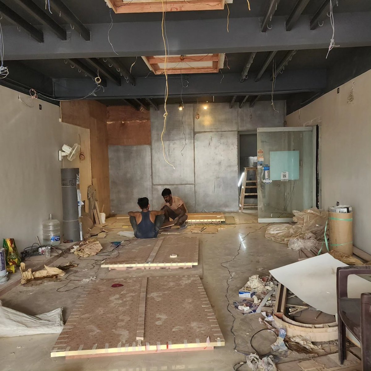 excel_studio's tweet photo. Handicraft Interior Showroom
https://t.co/PG9Zx9Z56F

Contact
+91-9840975578
https://t.co/7zkr2Ul3dY

#architect #interiordesign #shopdesign #chennai #lcu #retaildesign #buildingdesign #shopinterior  #exceldesignstudio #architecture https://t.co/SMHDKqQzQK