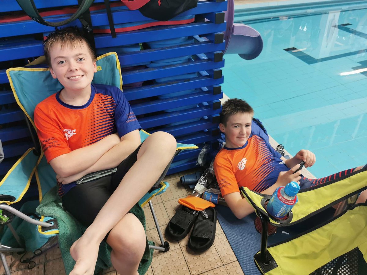 Well today we took a whopping 24 swimmers to Llanelli autumn gala. <a href="/LlanelliASC/">Llanelli ASC</a> diolch for hosting and having us for a great gala.
Everyone pb’d and put in all their new skills we have been practicing. It was a pleasure to watch the swimmers put the training to good use.
