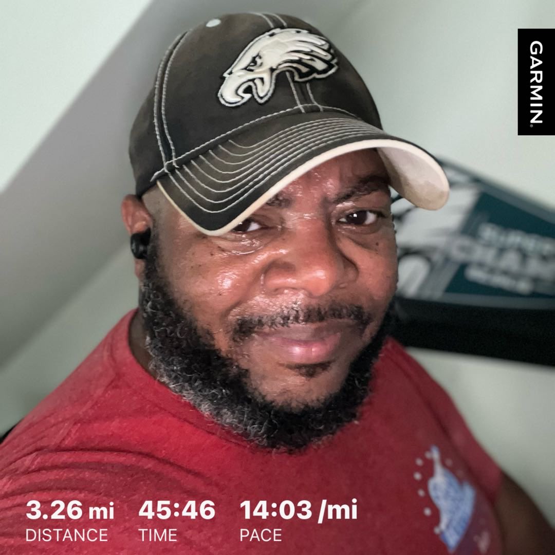 tlaws6's tweet photo. #beatyesterday #garmin Gameday 5k #birdland #flyealgesfly #bighomieonthemove https://t.co/P4PnGwbmaN