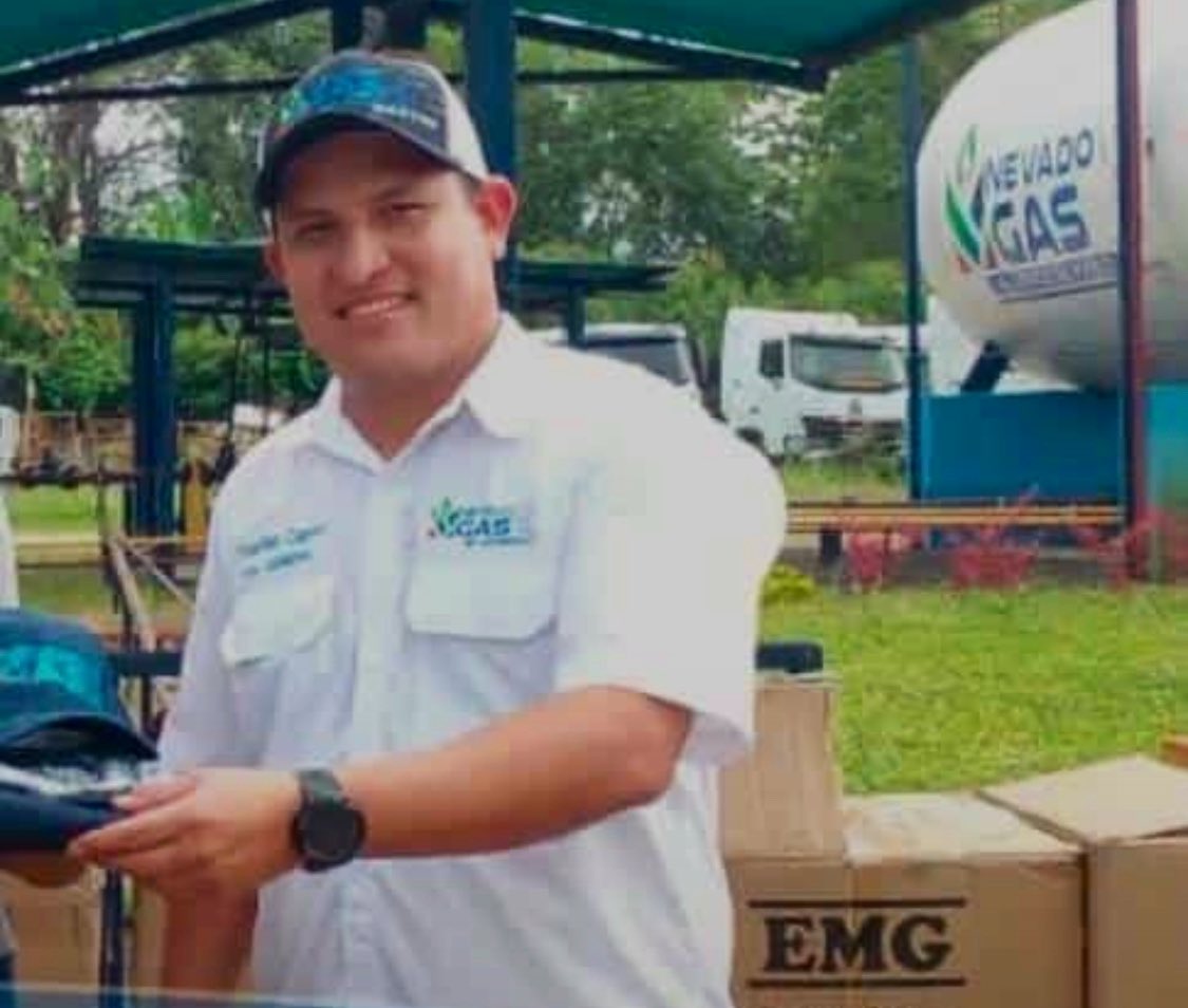 Lamento mucho la pérdida de mi gran amigo, hermano querido, Yonathan Capote, un ser humano admirable y ejemplar. Su lealtad, alegría, honestidad y solidaridad fueron cualidades que lo destacaron, era un constructor de ideas y siempre unía, brindando aportes para la consolidación