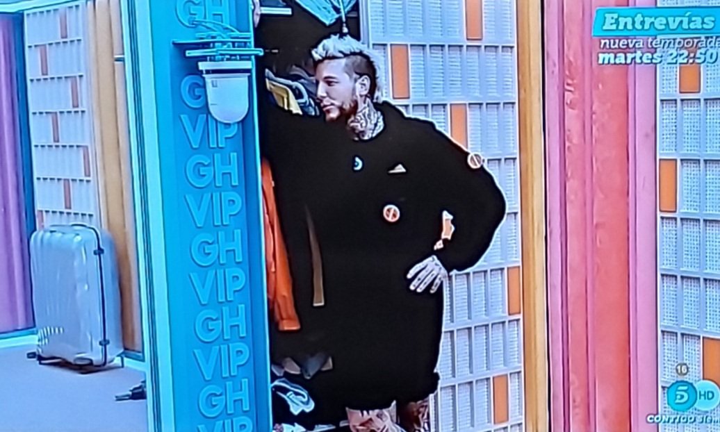 Brujaycotilla's tweet image. Alex ya va a por Marta
Bien!
#GHVIPDBT4