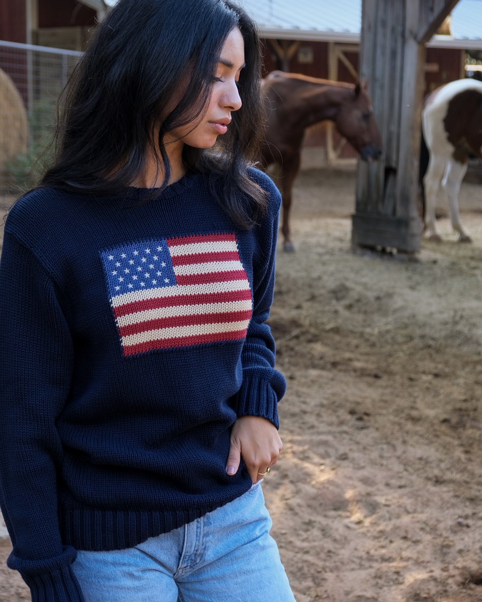 ClotheshorseA's tweet image. Americana coming back in style is our favorite thing about 2023🇺🇸🐴
.
.
.
.
.
.
#clotheshorse #ralphlauren #vintageralphlauren #americana #america #americanstyle #style #trend #2023trend #2023trends #newtrends #trending #ralphlaurenpolo #shopsmall #sustainablefashion #fallfashi