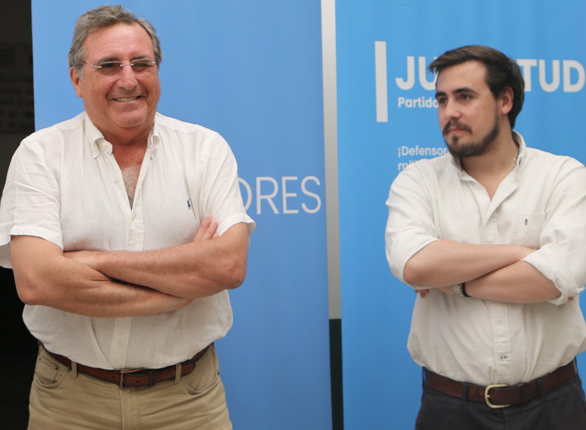 NicolasCorvi's tweet photo. En la jornada de ayer llevamos adelante el Encuentro Regional del @PNacionalJoven en nuestro Departamento de Flores, con @CDJFloresUy nos toco recibir a los amigos de Durazno, Colonia, Florida y San José en una jornada de trabajo programático en conjunto a nivel regional! https://t.co/vnOC6gSVlA
