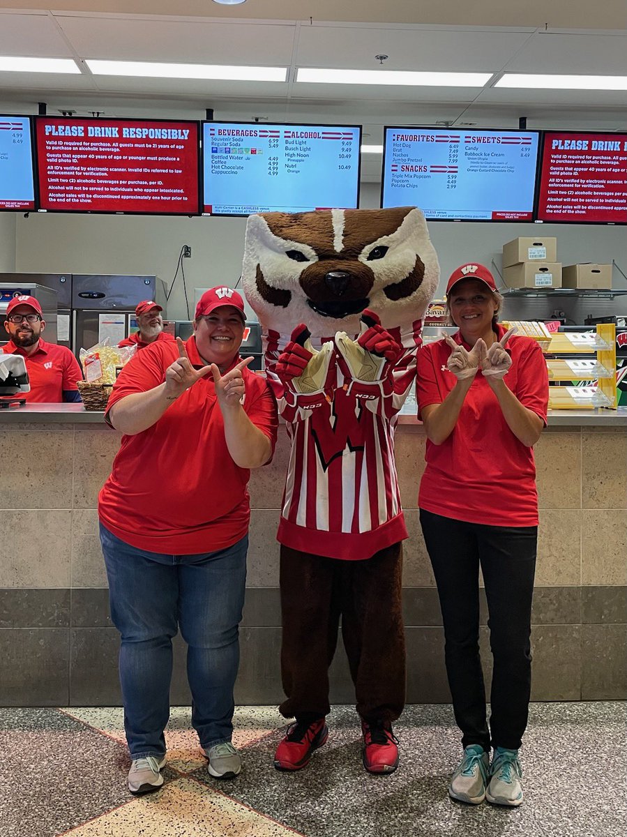 MSABC Board are at Concession Stand #104 at today’s UW-Madison’s Men’s hockey game! #WeAreSpartans #spartanstrong #uwmadison