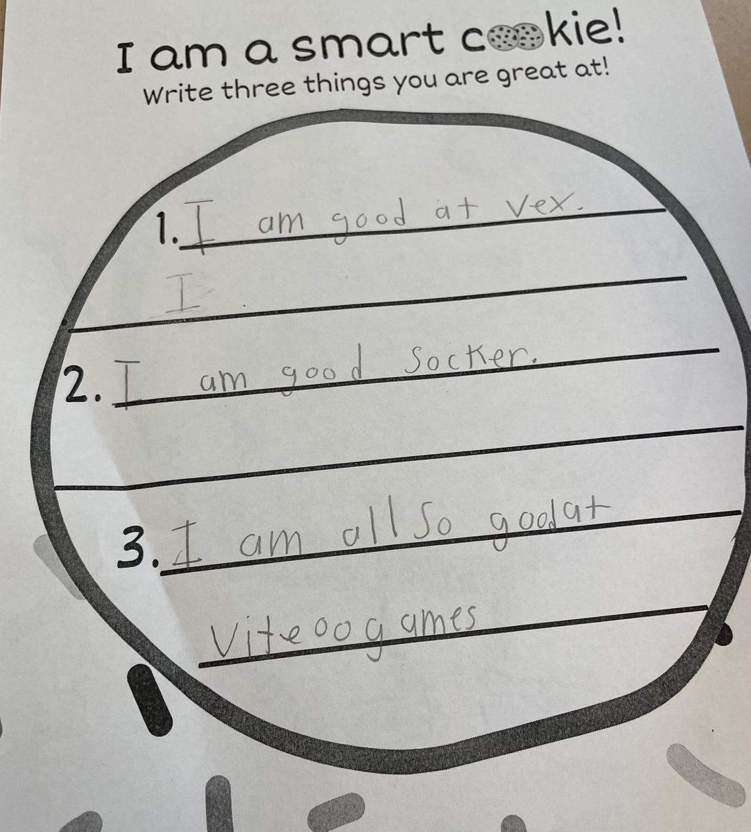 Whsdvex's tweet image. While reading The Smart Cookie by Jory John, students were asked to come up with three instances when they feel like smart cookies. Nothing says it better why @WoodlandHillsSD teaches @VEXRobotics! @AudraSelkowitz @nic_champagne