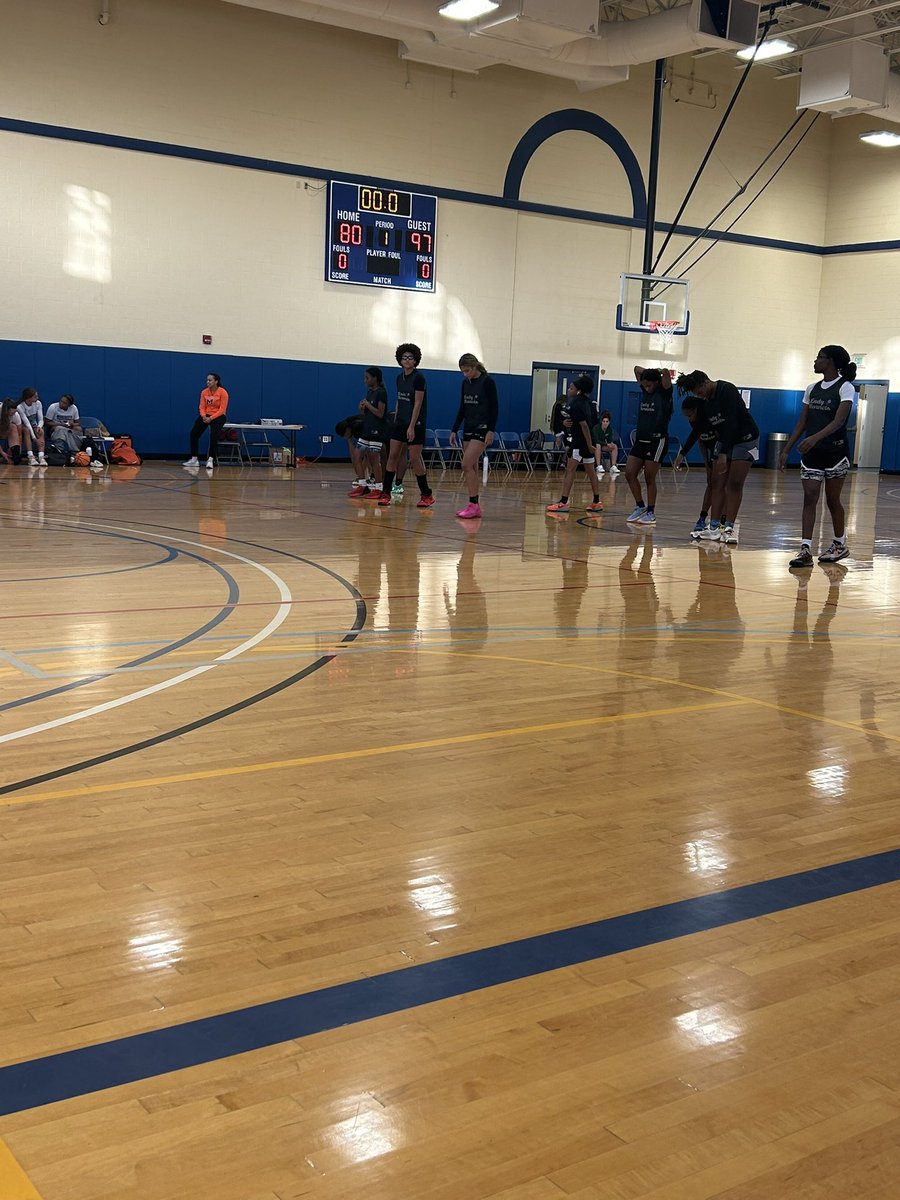 Ring chasing 💜🐝 #dch #ladyhornets