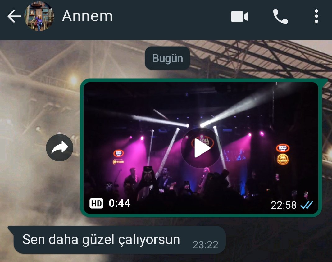gözlerim doldu iyi ki varsın anne