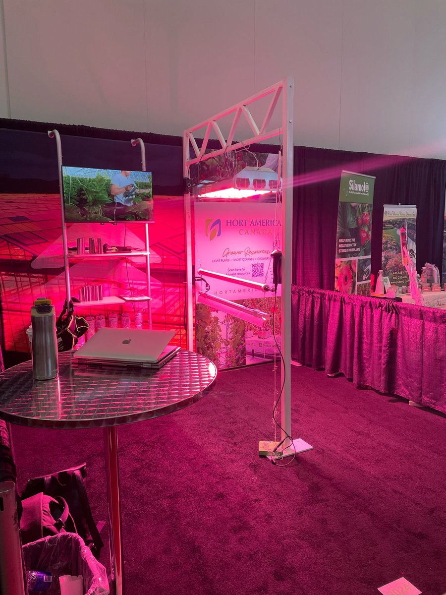hortamericas's tweet photo. Thank you @CdnGreenhseConf for hosting an excellent event this year!
Trending topics in our booth:  #Greenhousegrown Strawberry Productions/LEDs, TomSystem/Labor Savings and state of the industry. https://t.co/RhyxDbC2GD