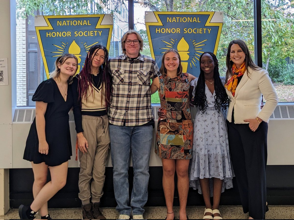 A successful afternoon inducting 57 juniors and seniors in National Honor Society! <a href="/OSHorioles/">Osseo Orioles</a> <a href="/DuchessThompson/">Megan Thompson</a>